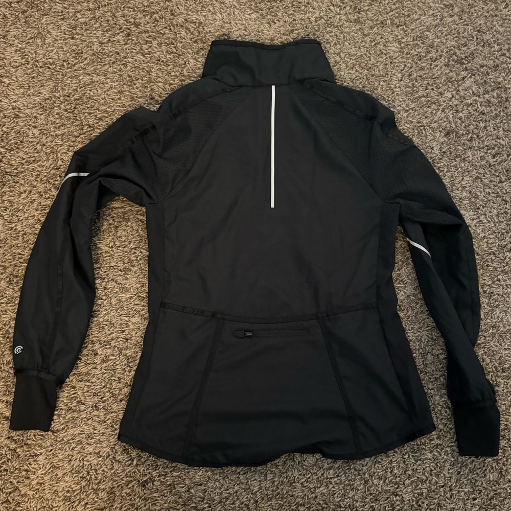 Champion jacket. - Picture 2 of 3